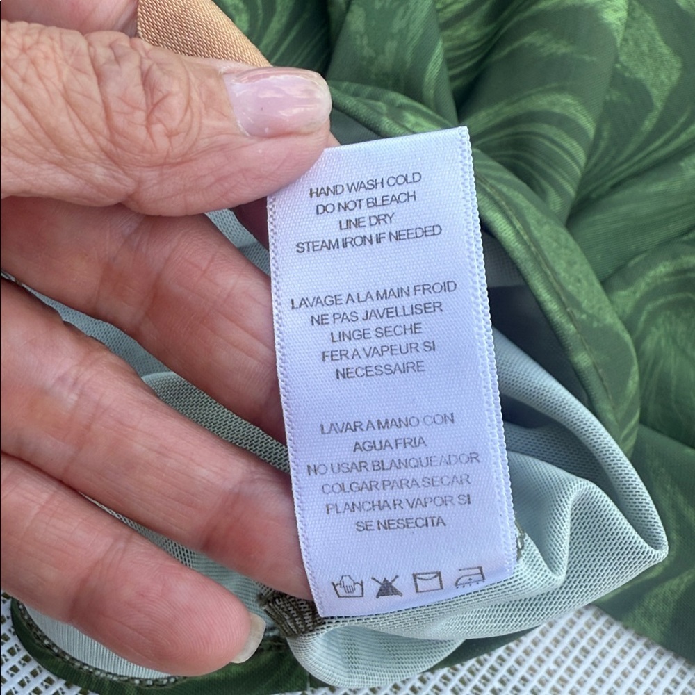 Good American womens Swirl Pattern Green Blouse size 1 - Picture 7 of 8